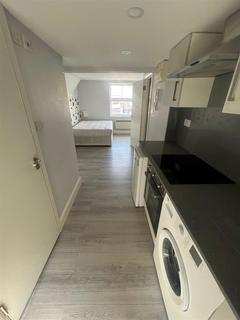 1 bedroom property to rent, Lee High Road, London