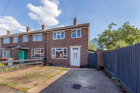 3 bedroom end of terrace house for sale, Rokesby Road, Slough