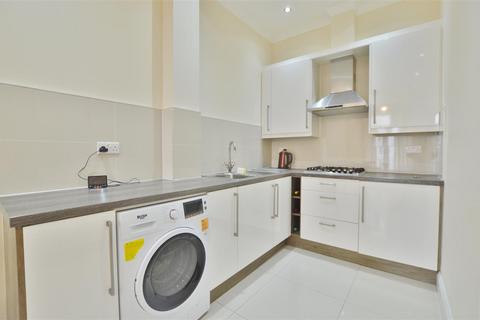 1 bedroom flat for sale, Sapphire Court, High Street, Slough