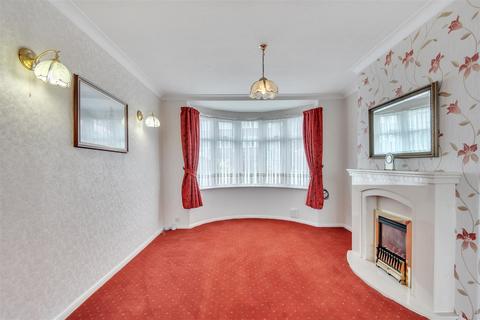 3 bedroom semi-detached house for sale, Newland Park Drive, York