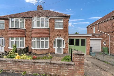 3 bedroom semi-detached house for sale, Newland Park Drive, York