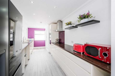 35 Valley Side, London, E4 7SR