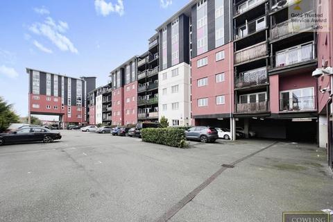 3 bedroom apartment for sale, Riverside Place, Wickford