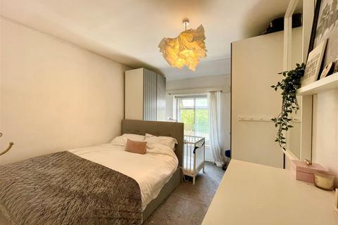 62 Bridgemont, Whaley Bridge, High Peak, SK23 7PD