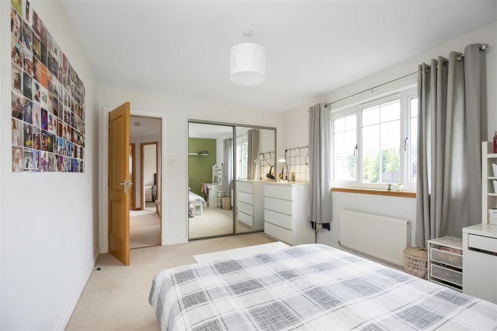 13 Lochwood Park21.jpg