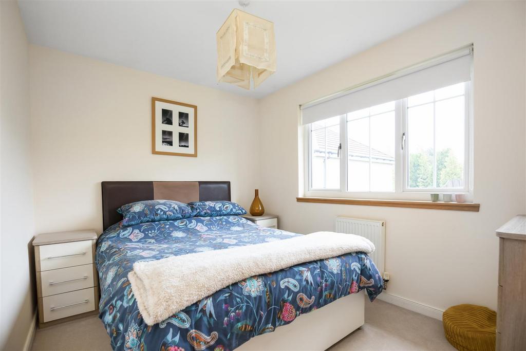 13 Lochwood Park23.jpg