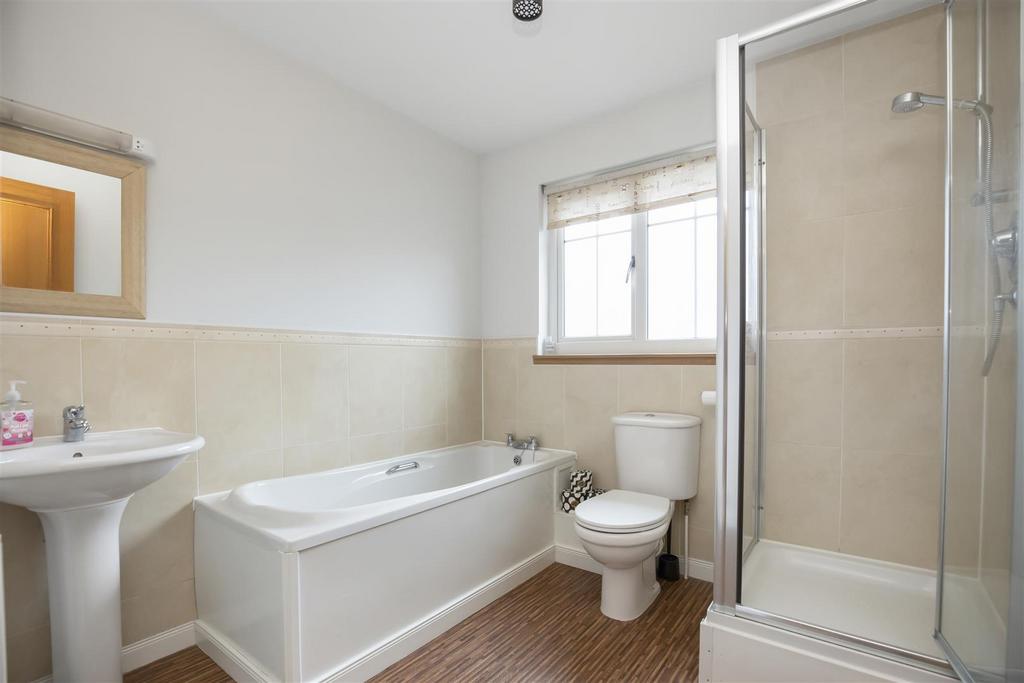 13 Lochwood Park26.jpg