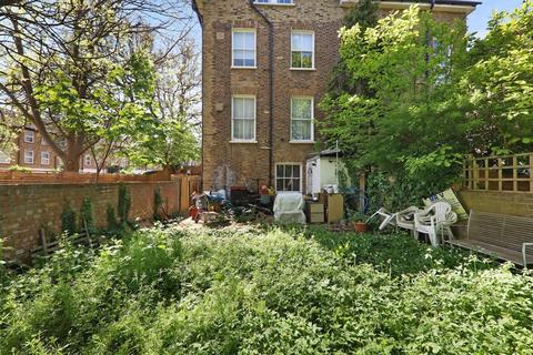 3 bedroom maisonette for sale, Peak Hill Avenue, Sydenham, London