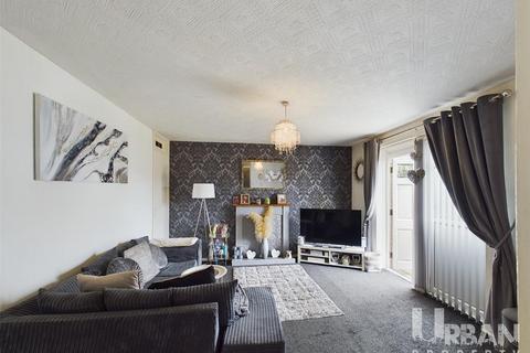 2 bedroom house for sale, Victor Street, Hull