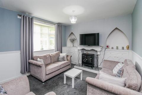 3 bedroom semi-detached house for sale, Woodhouse Road, Wakefield WF1