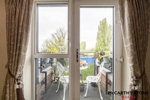2 bedroom apartment for sale, Glenhills Court, Little Glen Road, Glen Parva, Leicester, LE2 9DH