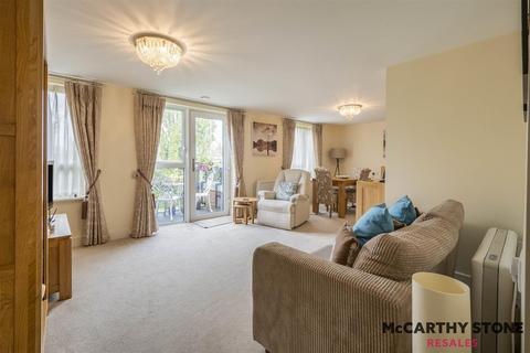 2 bedroom apartment for sale, Glenhills Court, Little Glen Road, Glen Parva, Leicester, LE2 9DH