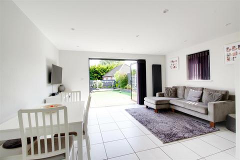 4 bedroom end of terrace house for sale, Shearwater Road, Hemel Hempstead