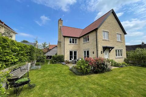 4 bedroom detached house for sale, Chestnut Close, Marnhull, Sturminster Newton