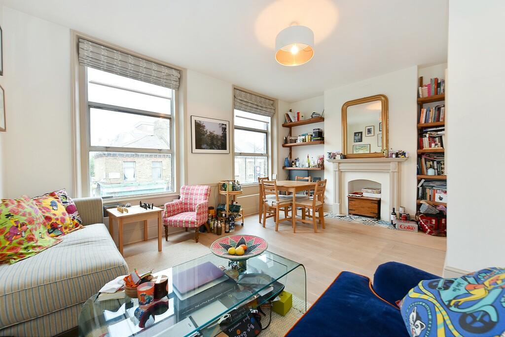 Kilburn Lane, Kilburn, W10 2 bed flat to rent £2,145 pcm (£495 pw)