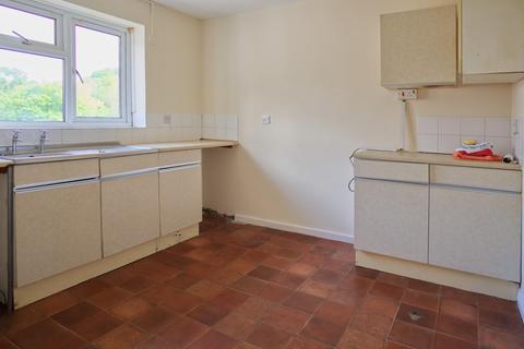 1 bedroom flat for sale, Cherry Tree Court, Stourbridge