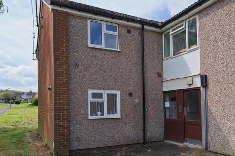 1 bedroom flat for sale, Cherry Tree Court, Stourbridge