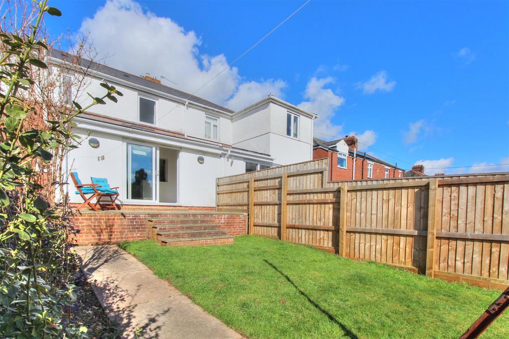 Herbert Road, Exeter 3 bed terraced house for sale £325,000