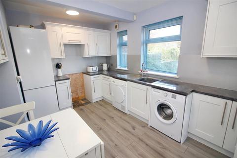 2 bedroom semi-detached house for sale, Cambridge Crescent, Stapleford