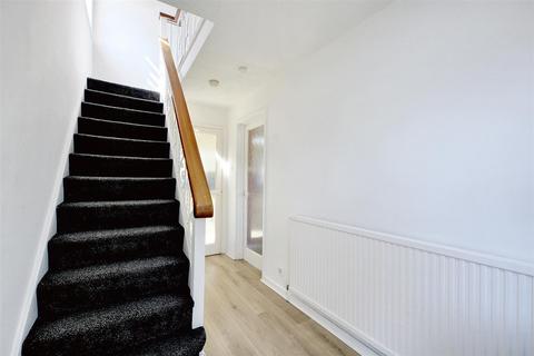 16 Arnside, Stapleford, Nottingham, NG9 7EY