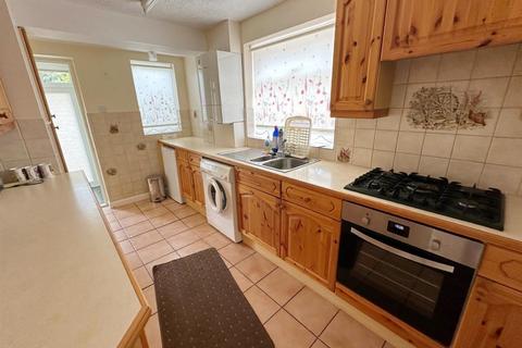 39 Chantry Crescent, Alcester, B49 5BT