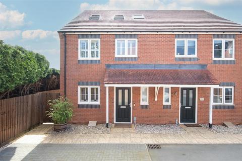 5 bedroom semi-detached house for sale - Well Spring Close, Finedon