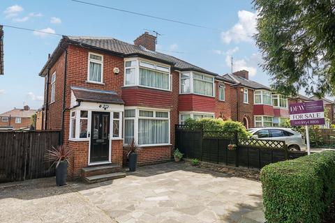 3 bedroom semi-detached house for sale, Peareswood Gardens, Stanmore HA7