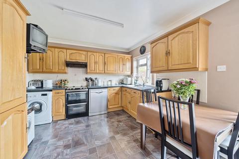 3 bedroom semi-detached house for sale, Peareswood Gardens, Stanmore HA7