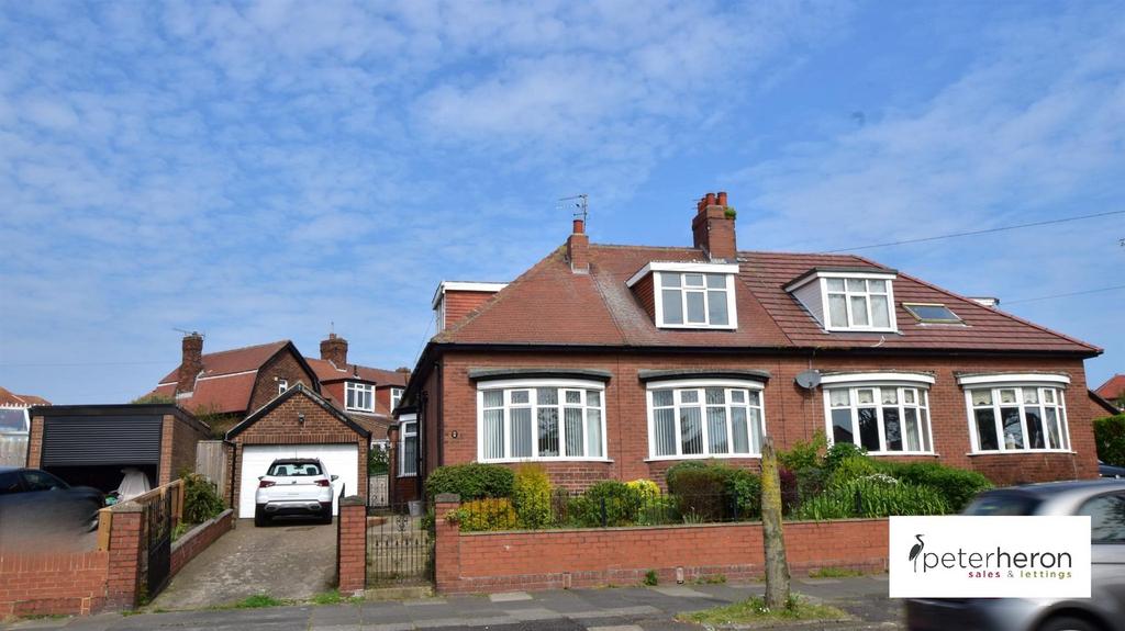 Thompson Road, Fulwell, Sunderland 3 bed semidetached bungalow for