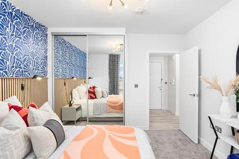 2 bedroom flat for sale, Plot Grenada House - 690, at L&Q at Beam Park Halewood Way, Rainham RM13