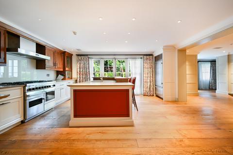 7 bedroom house to rent, Hyde Park Gate, SW7