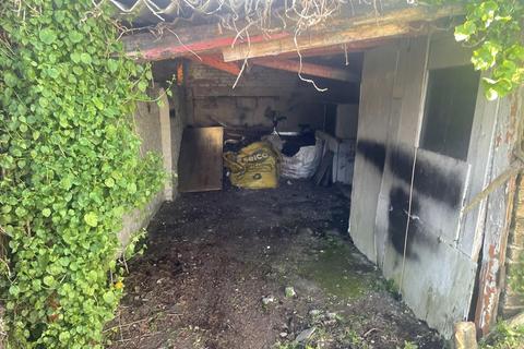 Garage for sale, Rear of 72 Holmesdale Road, Croydon, London, SE25