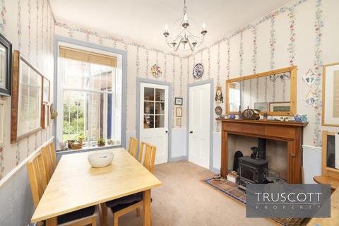 107 Craiglea Drive, Edinburgh, EH10 5PQ