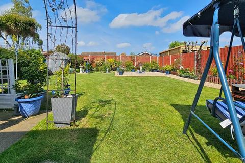 2 bedroom detached bungalow for sale, Clare Drive, Herne Bay, CT6 7QU