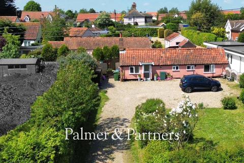 2 bedroom bungalow for sale, Low Road, Friston, Saxmundham, Suffolk, IP17