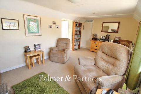 2 bedroom bungalow for sale, Low Road, Friston, Saxmundham, Suffolk, IP17
