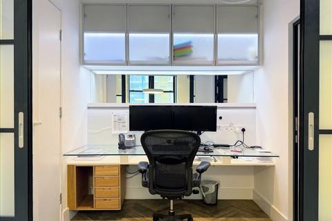 Serviced office to rent, 16 Marshalsea Road,,