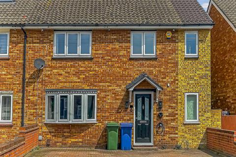 3 bedroom end of terrace house for sale, Dacre Crescent, Aveley, South Ockendon, Essex