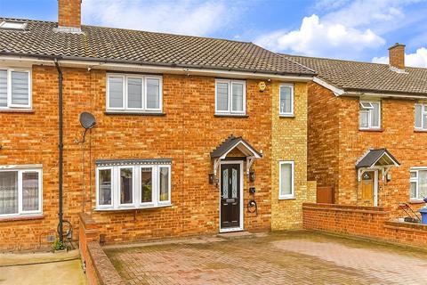 25 Dacre Crescent, Aveley, South Ockendon, RM15 4TT