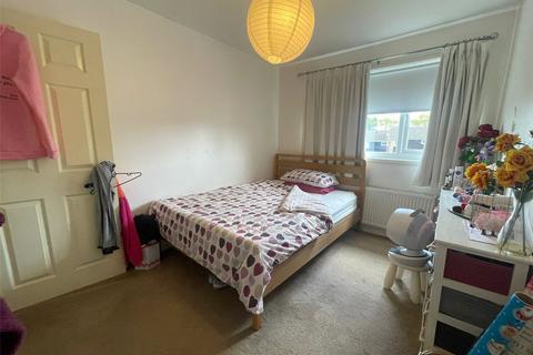 78 Cruden Road, Gravesend, DA12 4HR