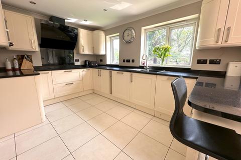 4 Bentley Copse, Camberley, GU15 1DY