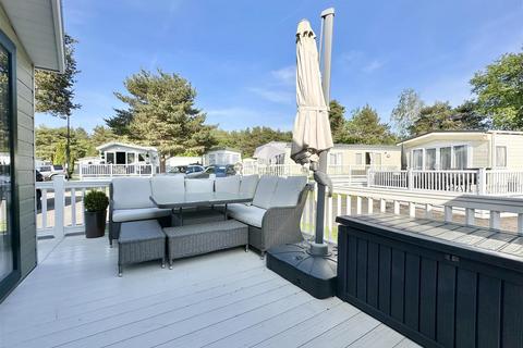 2 bedroom holiday lodge for sale, St. Leonards BH24