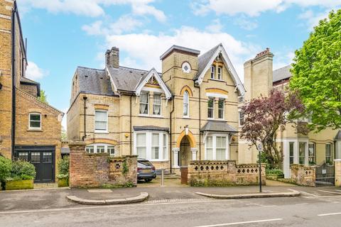 Flat 4, 7 Arkwright Road, London, NW3 6AA