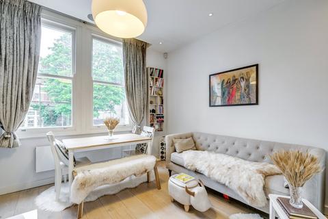 Flat 4, 7 Arkwright Road, London, NW3 6AA