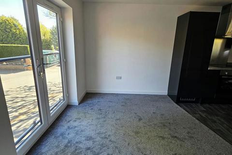 1 bedroom ground floor flat for sale, Highclere Drive , Carlton, Nottingham, Nottinghamshire, NG4 3DN