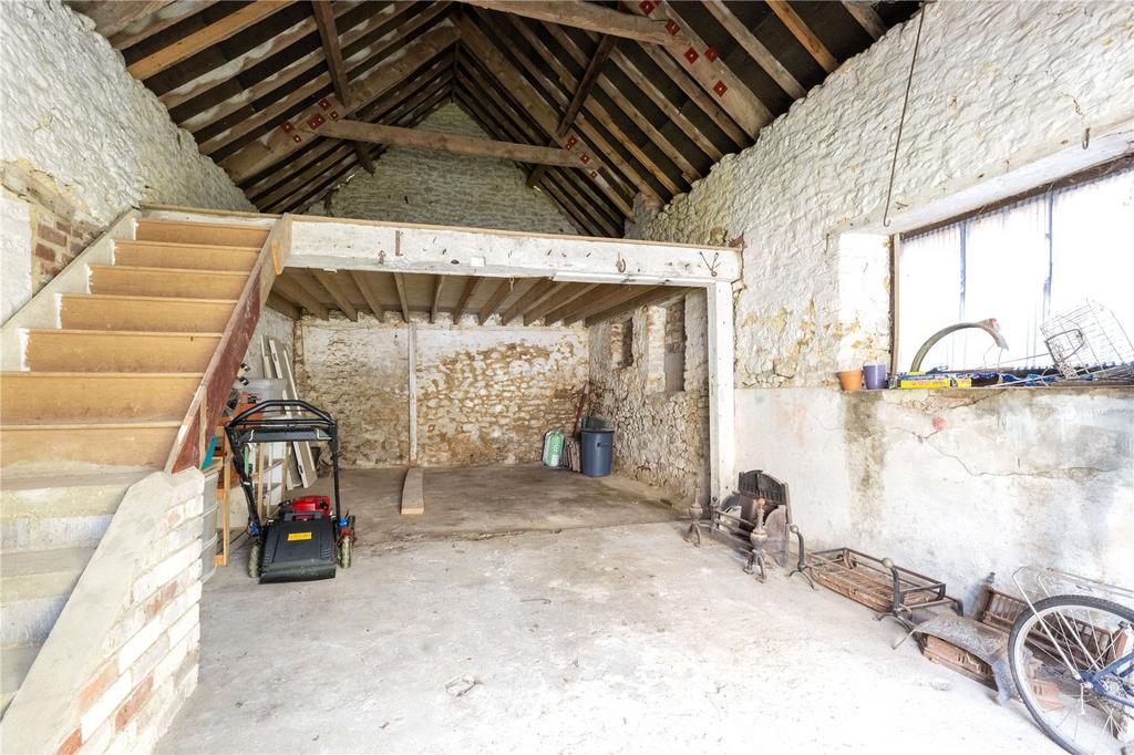 Hinton St. Hinton St. Detached house for sale £75,000