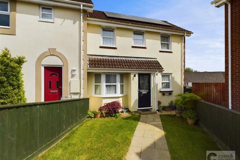 4 bedroom semi-detached house for sale, Kings Coombe Drive, Kingsteignton