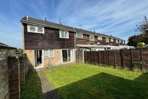 3 bedroom end of terrace house for sale, Peterhouse Close, Mildenhall, Suffolk, IP28