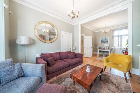 7 Ashmere Grove, London, SW2 5UH