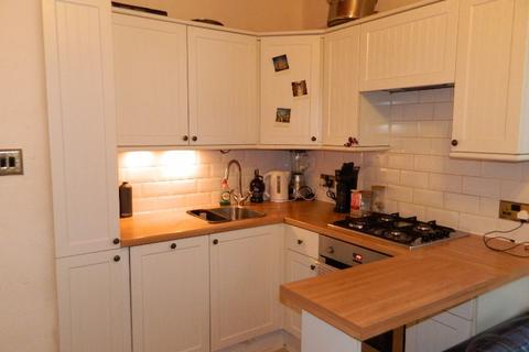 1 bedroom flat to rent, Leamington Road, Bruntsfield, Edinburgh, EH3